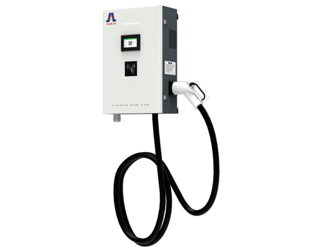 壁掛式快充充電樁(圖1) 壁掛式快充充電樁(圖1)